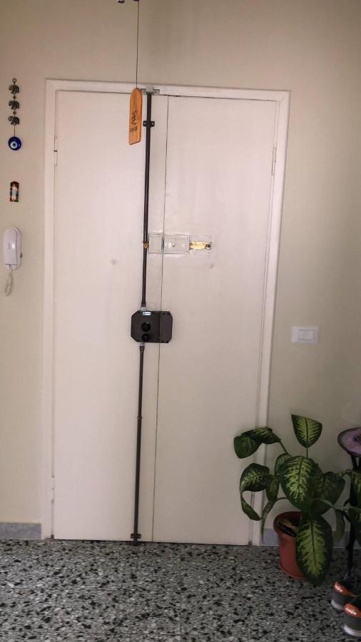Dany'S Home Ливорно Экстерьер фото